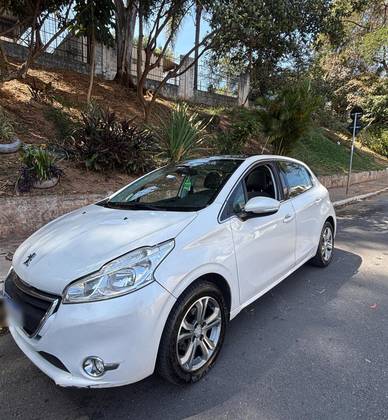 PEUGEOT 208 1.6 GRIFFE 16V FLEX 4P MANUAL